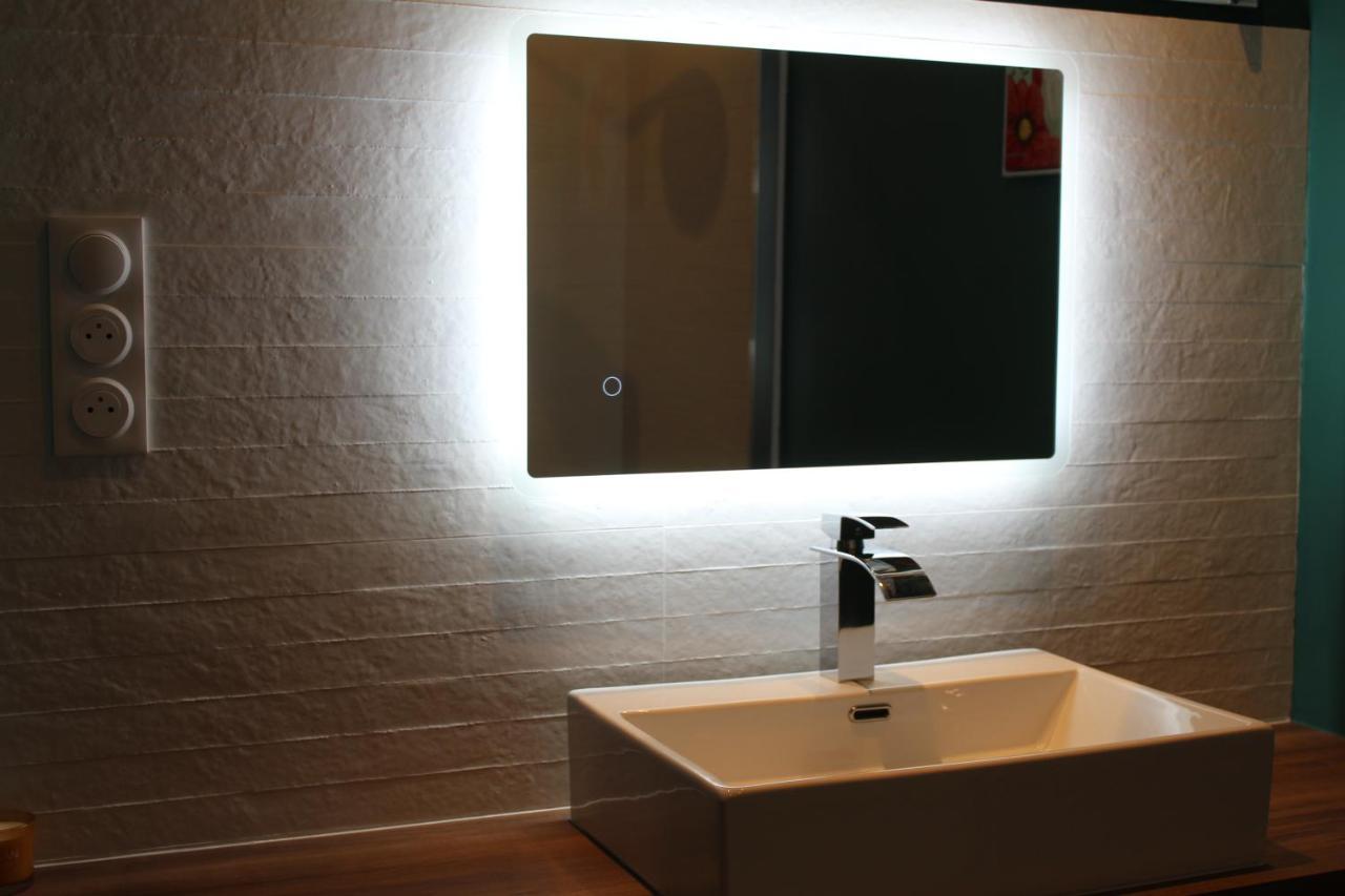 Le Pre Du Buis Bed & Breakfast Yvre-l'Eveque Bagian luar foto
